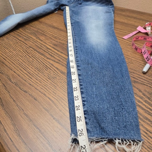 Lucky Brand Lolita Low Rise Ankle Skinny Jeans‎ Size 8/29A Distressed Hem - Picture 7 of 10